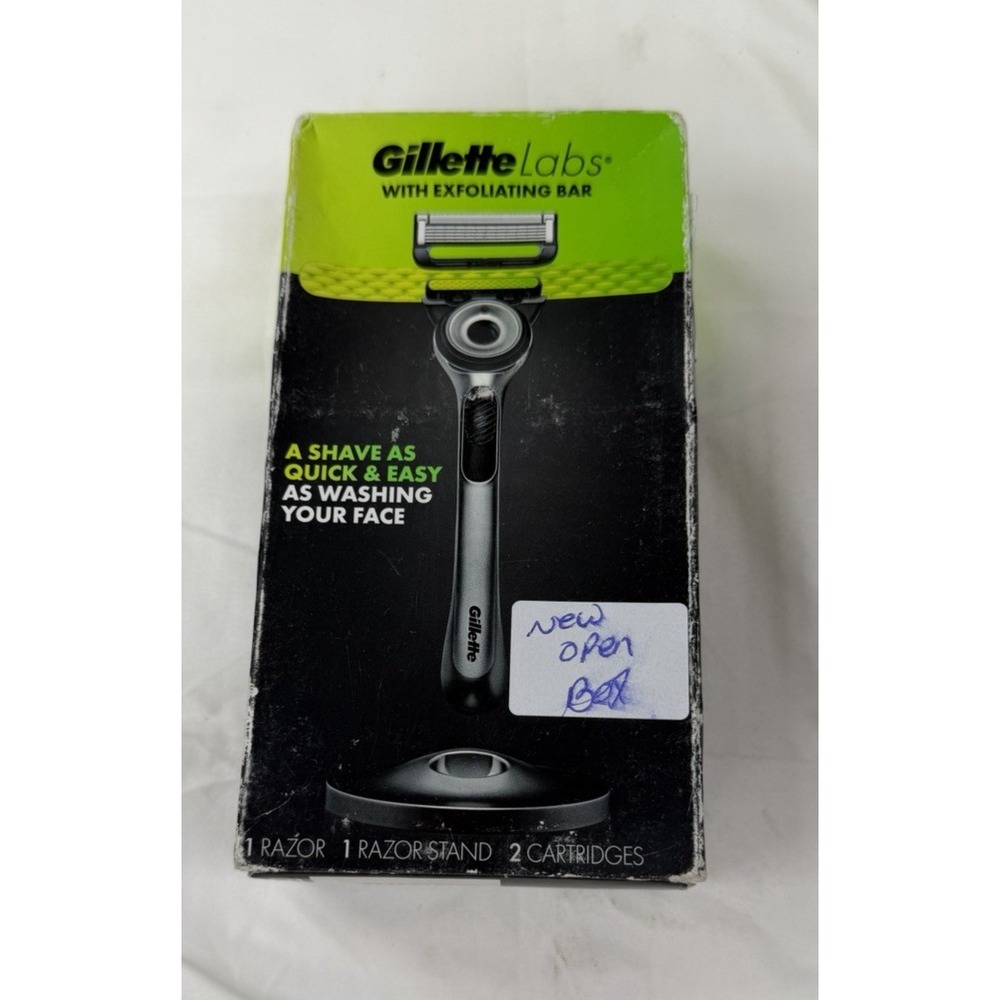 Gillette Labs Mens Razor with Exfoliating Bar 1 Stand 2 Cartridges Silver